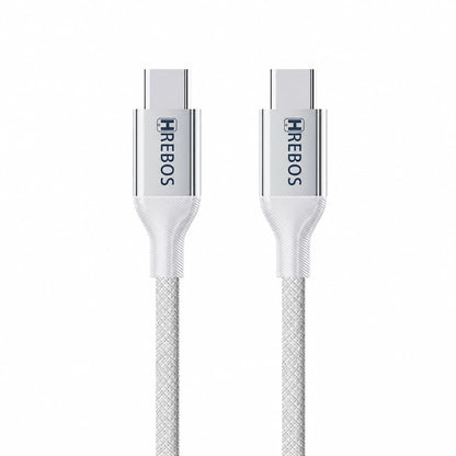 Cabo branco USB-C para Lightning com os dois conectores sobre fundo branco